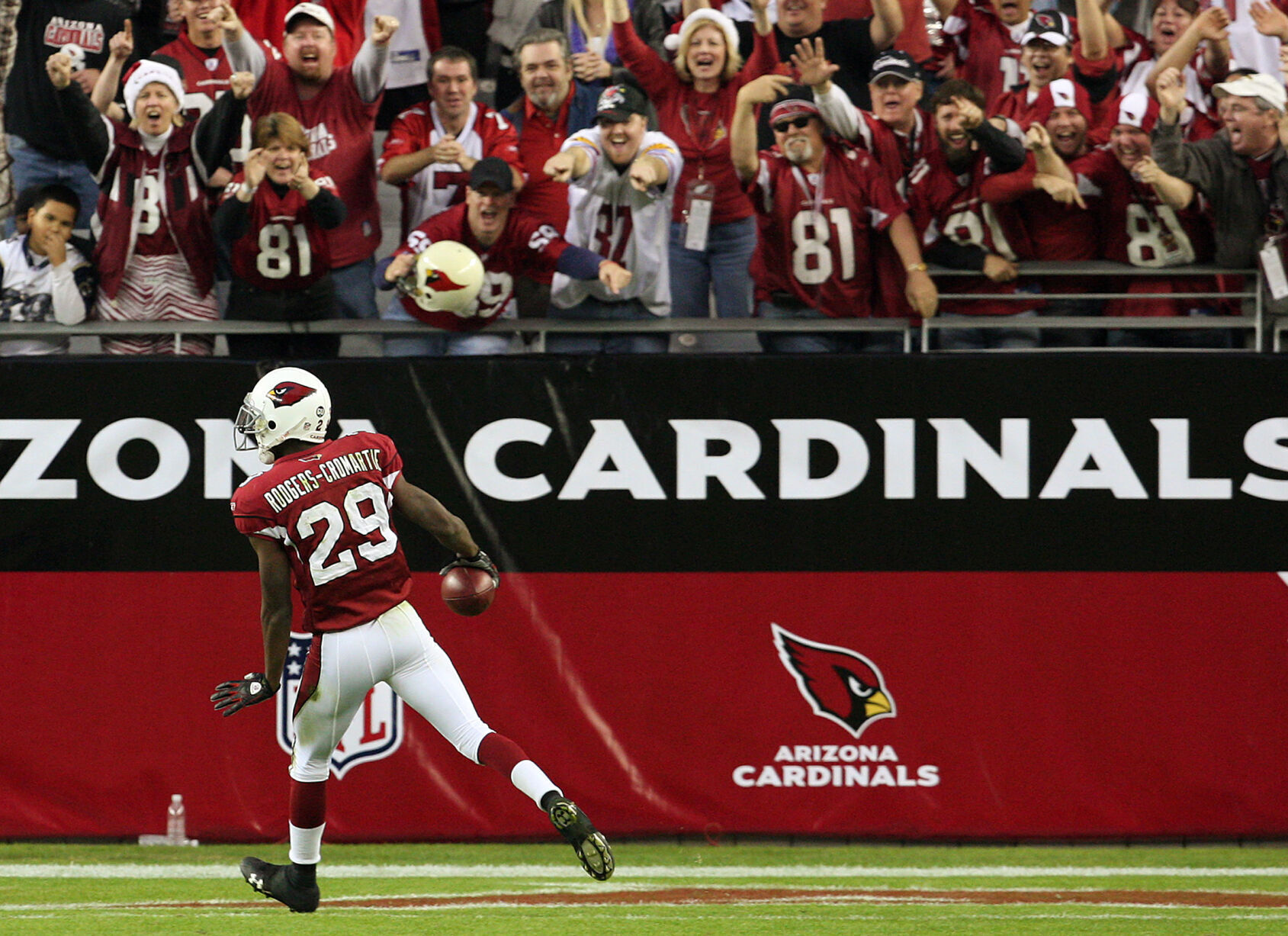2008: Arizona Cardinals clinch their first division title in 33 years